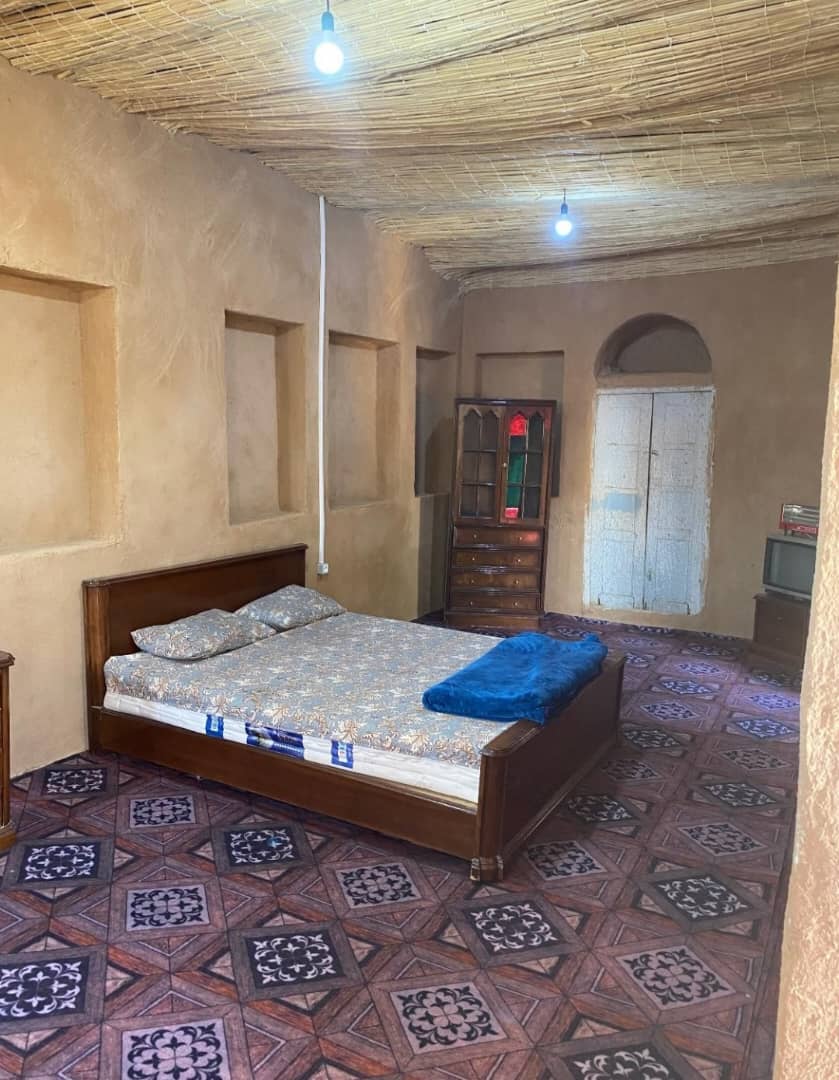 اقامتگاه بومگردی ننه قمر در شیراز